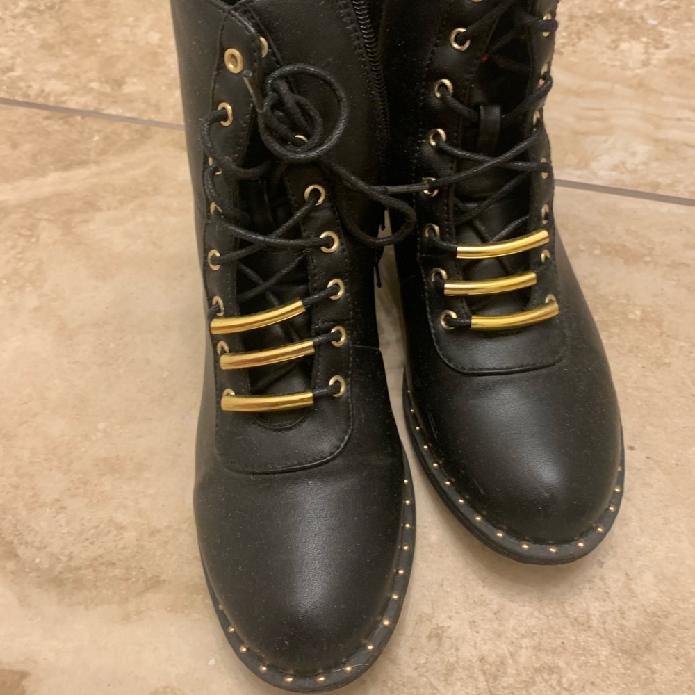 Dolls kill combat boot
